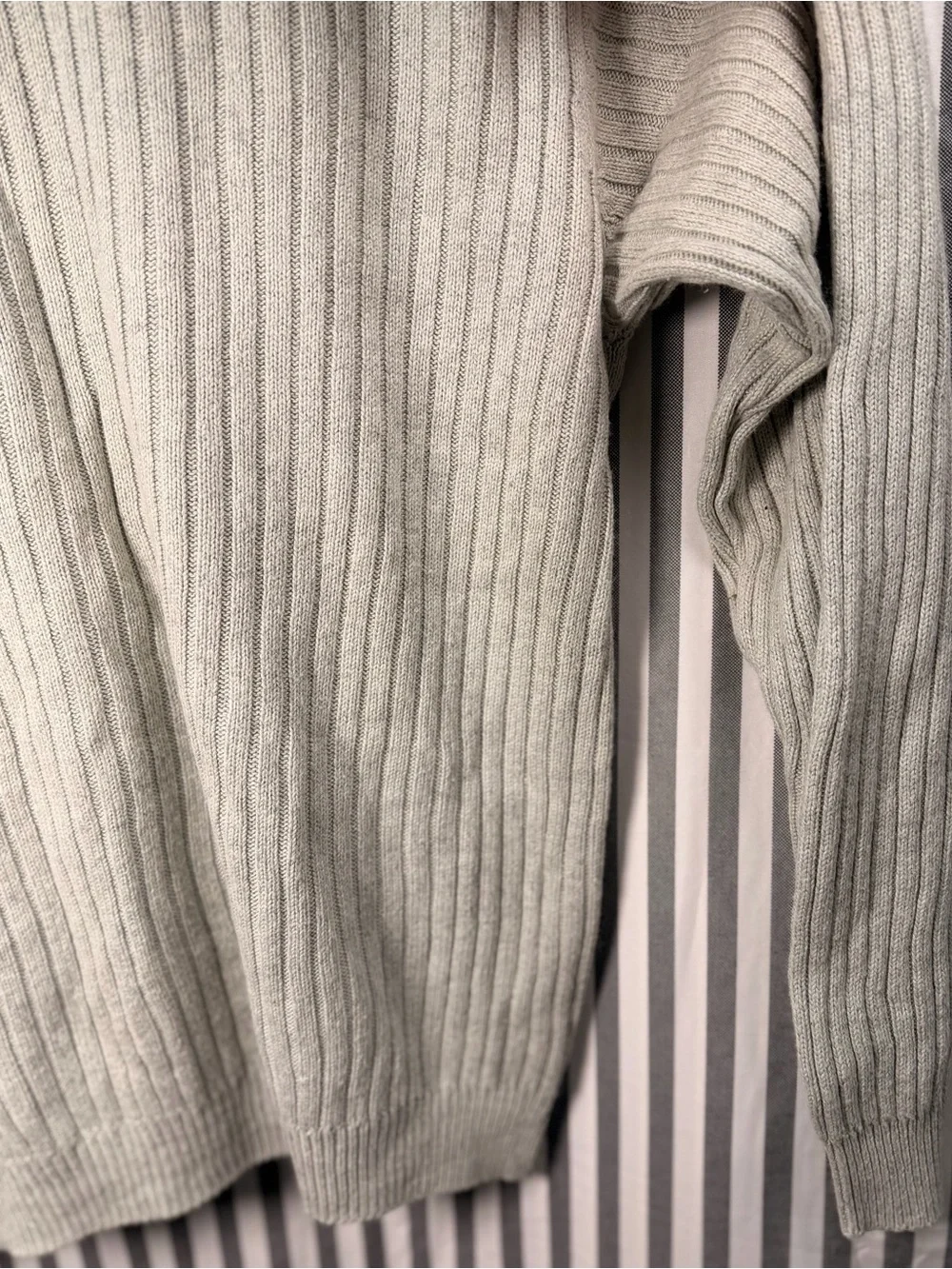 Tommy Bahama Gray Ribbed Knit Mock Neck Sweater Men Size Large Gray Beige L Xl